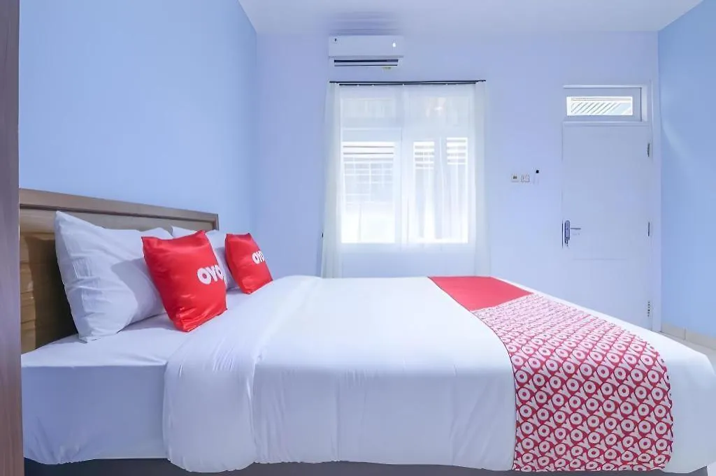 Oyo 1755 De'Balcon Accomodation Near Ngurah Rai Airport Ubud  2*, Ubud (Bali)
